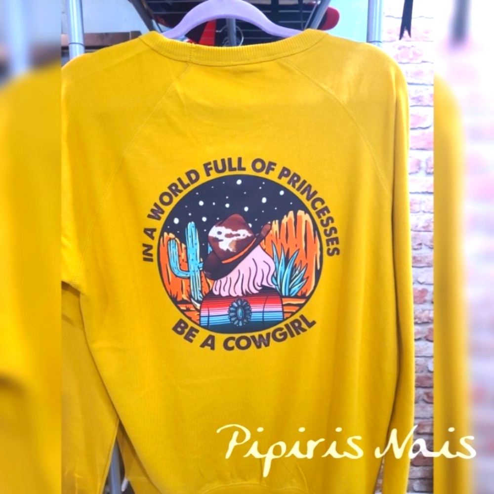 Sweaters Rustic Country, yellow and turquoise